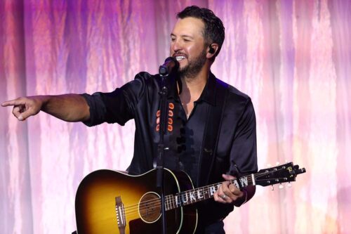 <b>Country Star Luke Bryan Struck in the Face by Object During North Dakota Concert</b>