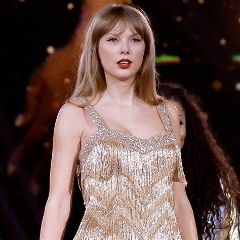 <b>Taylor Swift: The Storyteller Who Turned Her Life Into a Global Songbook   </b>